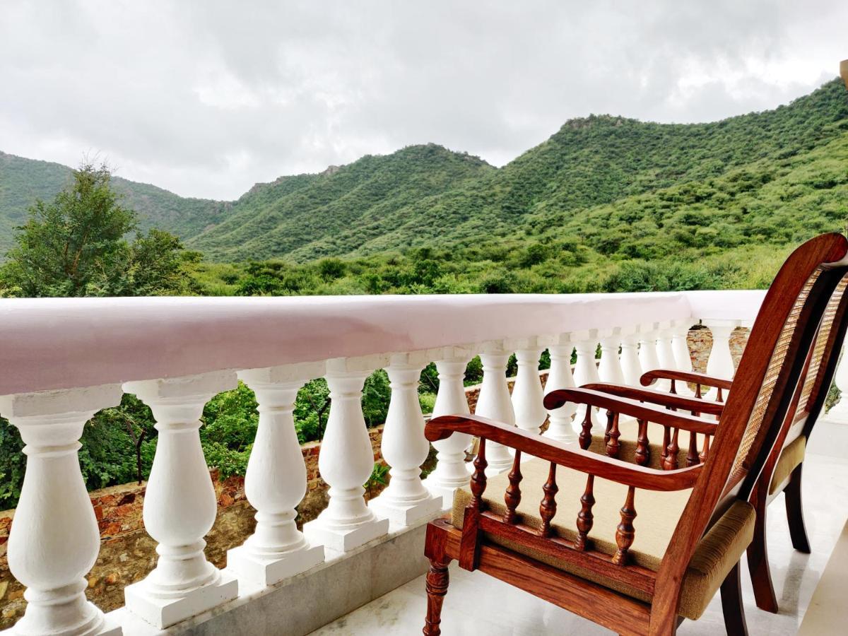 Premkunj Hotel Udaipur Luaran gambar